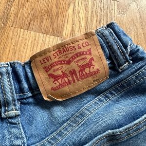 Classic Levi’s!  Two identical pair
